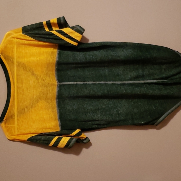 NFL Green Bay Packers top, like new! - Picture 4 of 4